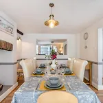 Phoenix Cottage