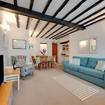2 Inglenook Cottages Croyde