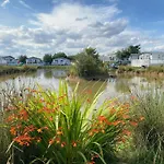 Holidays With Tlc At Cherry Lea Park