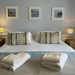 Rose Cottage - Central Dartmouth