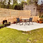 Quiet Coastal Cottage, Perfect For Walkers Due To Its Natural Location