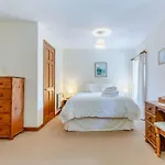 2 Bed In Charlestown 82609
