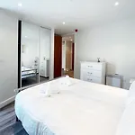 Seaview Boutique One-Bedroom Apt