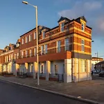 Lovely 2 Bedroom Apartment In Belfast East Village