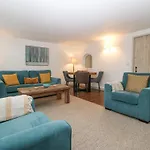 Bwthyn Cerrig Man Pebble Cottage