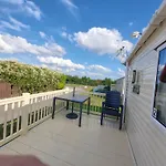 2 Brightholme 6 Berth With Decking & Enclosed Gard