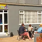 Home And Away Near The Spa