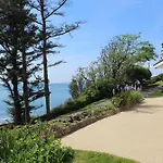 Sea Breeze - Mount Brioni