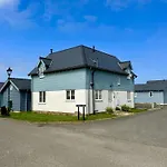 New England Cottage