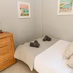 8 Rosewall Cottages