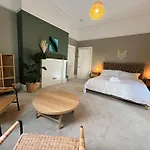 Mossley Hill Retreat