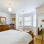 Queens Mews A Contemporary Beach Side Holiday Home For 6