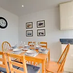 Flat 2 Marine Approach
