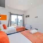 Central 3 Bedroom I 2 Bathroom I Next To Beach & Shopping Center