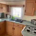 Sealands Highbury Next To Fantasy Island And Beach 8 Berth Beds Made Up For Arrival