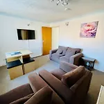Lyndene Holiday Apartments