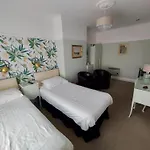 The Hilary Guesthouse