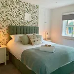 North Lodge At Quex Park