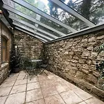 Middle Lodge