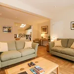 6 Melinda Cottage