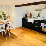 Inglenook Of Deal