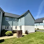 Aubergine Cottage