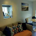 Smart Modern Studio Flat In Central Bournemouth