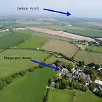 Tregongon House