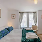 2 Bed In Bembridge 94115