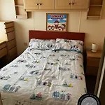 Bell Bank C8 - Pet Friendly, Bed Linen, Close To Bars And Shops - Meadow Lakes Caravan & Lodge Hire