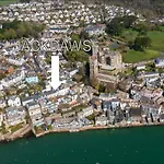 Jackdaws Fowey