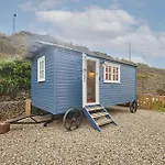 Host & Stay - The Lobster Pot