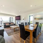 Gardd Y Llys Luxurious Family Retreat With Amazing Views