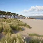 5 Bed In Aberdovey 94475