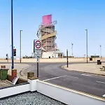 Seaside Pano Apartment #5 At Bowles Aparthotel By Yoko Property
