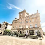 Guestready - Stylish Apt W/ Parking Near Edinburgh