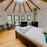 East Thorne Glamping
