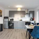 East Village 1 Bed Apartment In Belfast W Balcony
