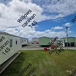 Willows Caravan 145
