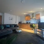 Stunning City Centre Apartment, Benson Street, Liverpool 1