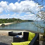 2 Bed In Tenby Fb205
