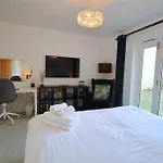 Market Street - 2 Bed Apartment