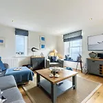8 Fernhill