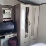 8 Berth Deluxe Pg36