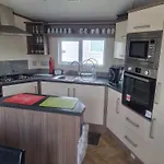 8 Berth Deluxe Pg36