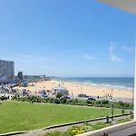 Sunset Point Apts - North Shore Suite