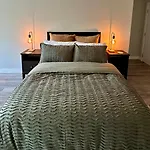 Raleigh Waterside Apartment - The Barbican, Plymouth