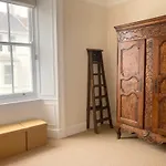 Stunning Sea Views! Entire Flat, Free Parking