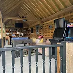 Luxurious Oasis Relax 32C Pool, Jacuzzi Games Bar