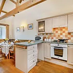 2 Bed In Bridport 94222